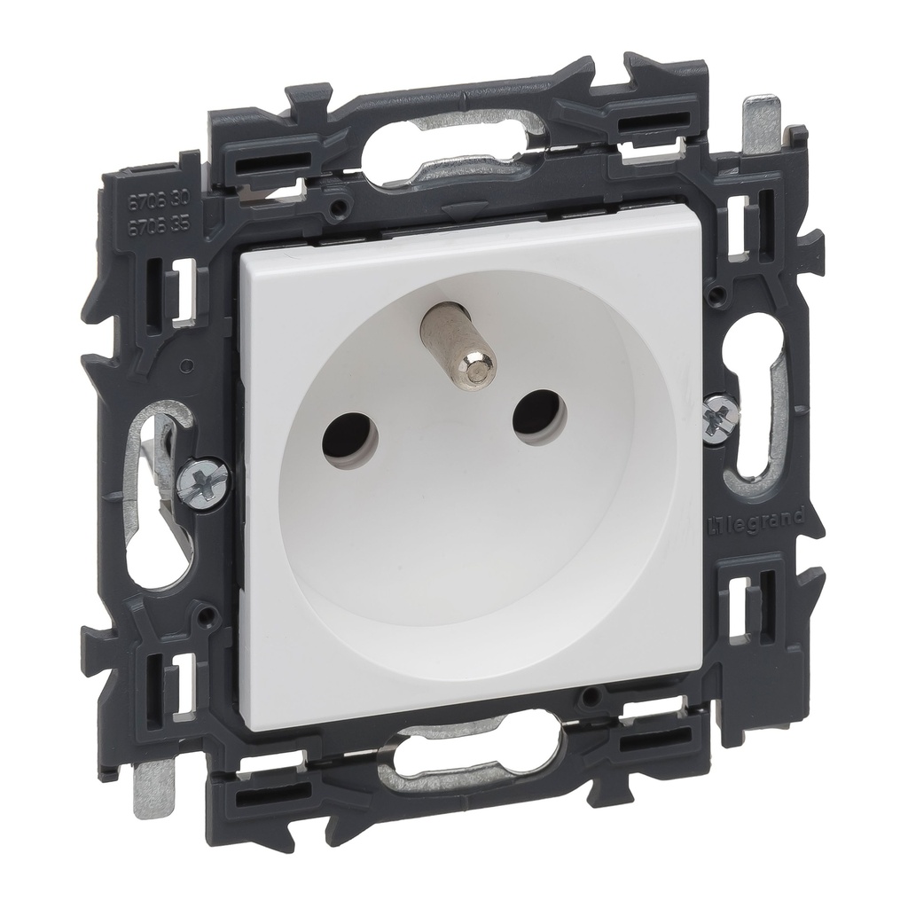 LEGRAND VAL PRISE 2P+T 16A APP.COMPLET BLANC A G RIFFES