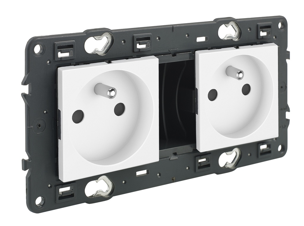 LEGRAND VAL PRISE 2X2P+T PRECABLEE APP.COMPLET B LANC A VIS