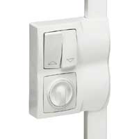 LEGRAND CADRE OTEO DOUBLE DLP H. 20 MM LE LONG D U PROFILE